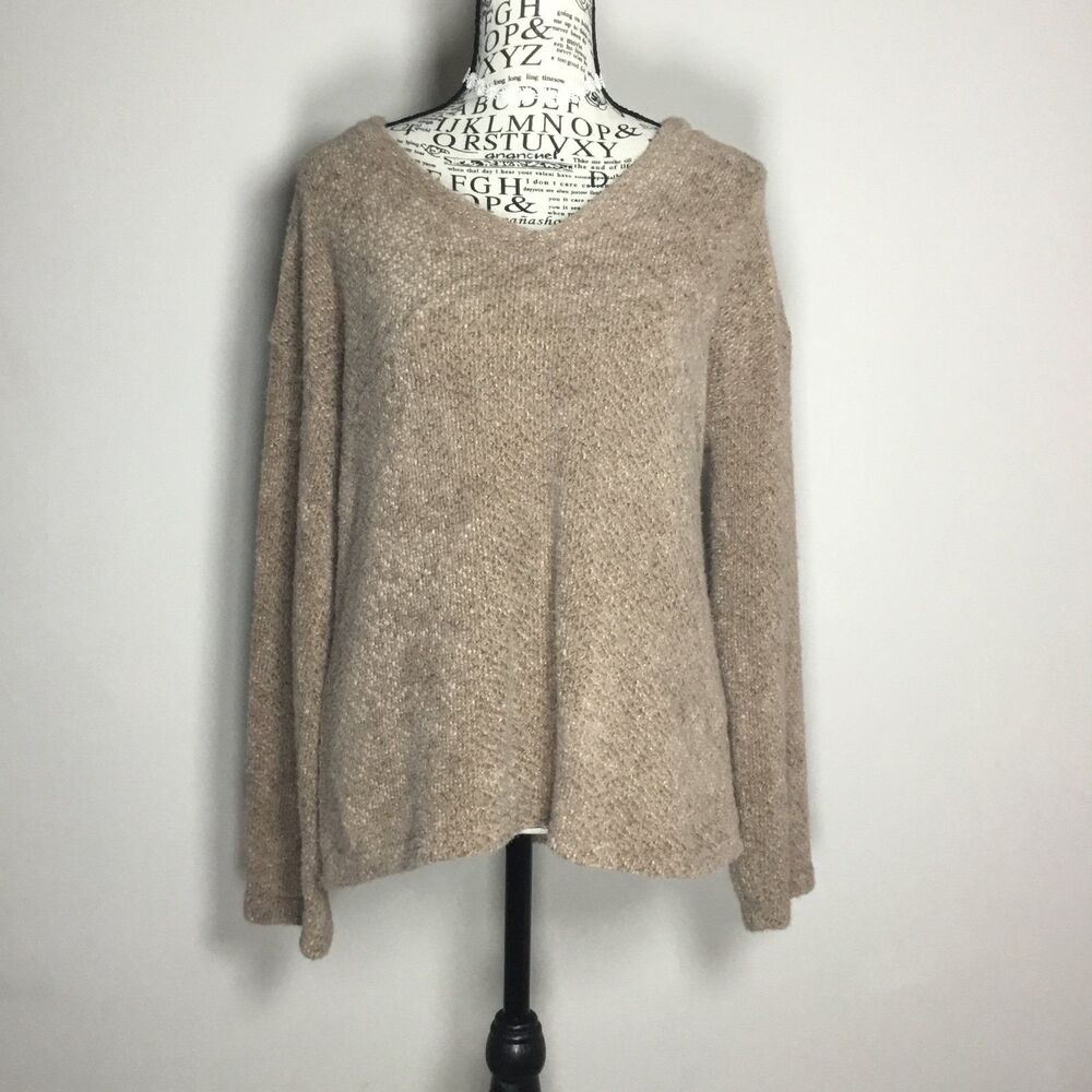 Mushroom brown knit sweater vee neck 3 button detail on back fairy goblincore M